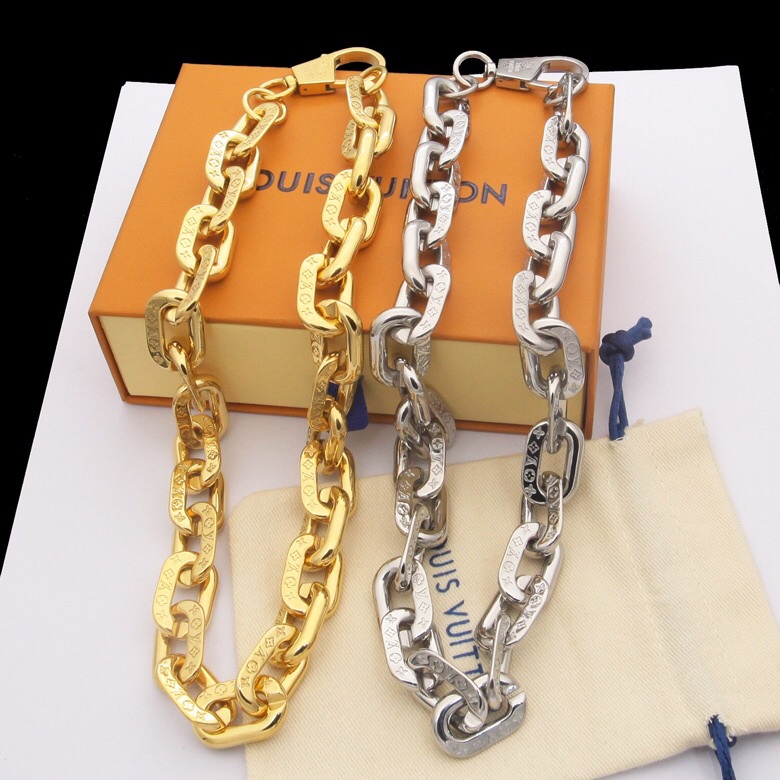 LV Necklace 03lyr600